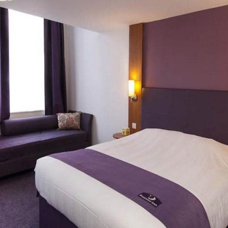 Premier Inn Haydock Park/M6 J23 Warrington Zewnętrze zdjęcie