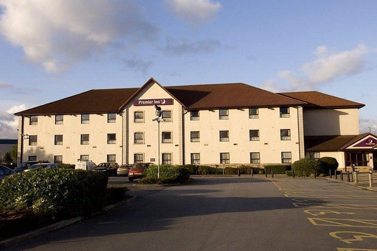 Premier Inn Haydock Park/M6 J23 Warrington Zewnętrze zdjęcie